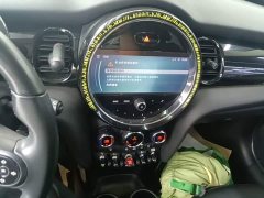 BMW MINI Facelift 1.5T COOPER Classic 5-Door - ფოტო 12