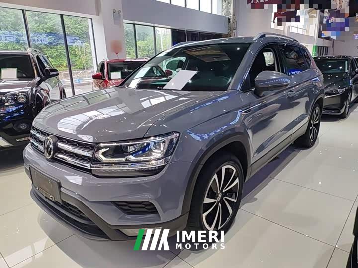 Volkswagen Touareg 280TSI FWD Luxury Plus - ავტომობილი ჩინეთიდან