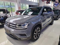 Volkswagen Touareg 280TSI FWD Luxury Plus - ფოტო 1