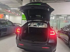 Tesla Model Y Long Range All-Wheel Drive - ფოტო 18