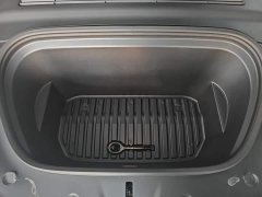 Tesla Model Y Rear-Wheel Drive - ფოტო 19