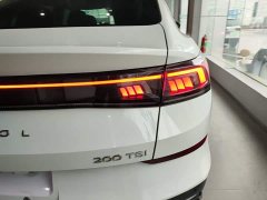 Volkswagen Lingdu L 200TSI DSG Spicy Edition - ფოტო 7