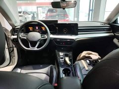 Volkswagen Lingdu L 200TSI DSG Spicy Edition - ფოტო 9