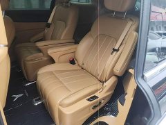 Voyah Dream PHEV Extended Range Luxury Edition - ფოტო 16