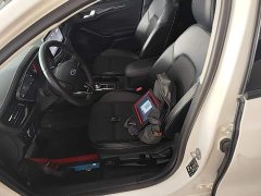 Ford Focus Hatchback EcoBoost 180 Automatic Trend - ფოტო 14