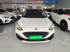 Ford Focus Hatchback EcoBoost 180 Automatic Trend - ფოტო 2