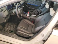 Honda Accord Sport Series 260TURBO Luxury - ფოტო 11