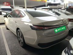 Volkswagen Passat 2025 Pro 380TSI Starry Sky Dragon Edition - ფოტო 5