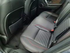 Land Rover Discovery Sport 249PS R-Dynamic S Performance 5-Seater - ფოტო 16