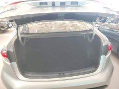 Toyota Corolla 1.8L CVT Luxury - ფოტო 18