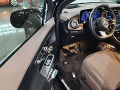 Mercedes-Benz EQE SUV 500 4MATIC Luxury - ფოტო 15
