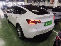 Tesla Model Y 2022 Facelift Rear-Wheel Drive - ფოტო 4