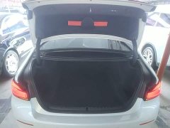 BMW 5 Series 530Li Premier Luxury Package - ფოტო 18