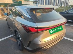 Lexus RX 2025 300 AWD Premium Edition - ფოტო 4