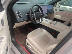 Li Auto L6 2024 Pro - ფოტო 14