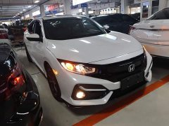 Honda Civic 2021 Hatchback 220 Turbo CVT Sharp Control - ფოტო 3