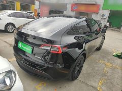 Tesla Model Y 2023 Rear-Wheel Drive - ფოტო 6