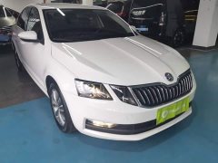 Skoda Octavia 1.5L Automatic Comfort Edition - ფოტო 3