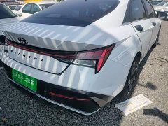 Hyundai Elantra 2023 1.5L CVT Luxury - ფოტო 7