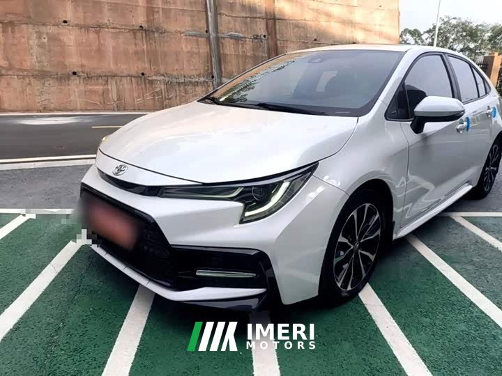 Toyota Corolla 1.8L CVT Sport - ავტომობილი ჩინეთიდან