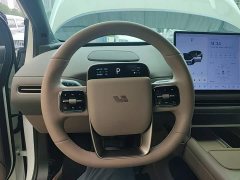 Li Auto i6 2025 Two-Wheel Drive Standard - ფოტო 10