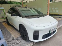 Li Auto i6 2025 Two-Wheel Drive Standard - ფოტო 3