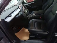 Tesla Model Y Rear-Wheel Drive - ფოტო 14