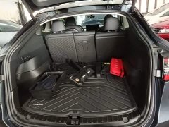 Tesla Model Y Rear-Wheel Drive - ფოტო 18