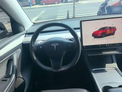 Tesla Model Y Rear-Wheel Drive - ფოტო 10