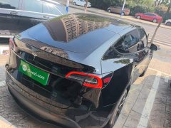 Tesla Model Y Rear-Wheel Drive - ფოტო 6