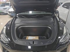 Tesla Model Y Rear-Wheel Drive - ფოტო 19