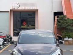 Tesla Model Y Rear-Wheel Drive - ფოტო 2