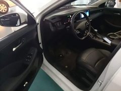 SAIC MG i5 2023 1.5L CVT Luxury - ფოტო 15