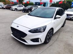 Ford Focus 2021 Sedan EcoBoost 180 Automatic ST Line - ფოტო 1
