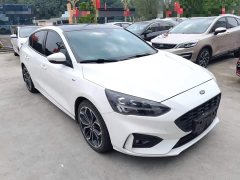 Ford Focus 2021 Sedan EcoBoost 180 Automatic ST Line - ფოტო 3