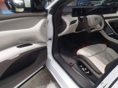 IM Motors Zhiji LS7 90kWh Elite RWD - ფოტო 15