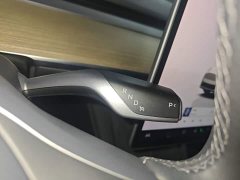 Tesla Model Y 2022 Facelift Rear-Wheel Drive - ფოტო 13
