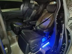 Toyota Sienna 2.5L Hybrid AWD Premium - ფოტო 16