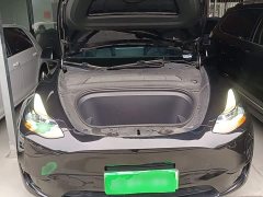 Tesla Model Y Rear-Wheel Drive - ფოტო 19