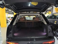 Audi Q7 55 TFSI quattro S line Sport - ფოტო 18