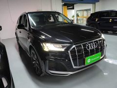 Audi Q7 55 TFSI quattro S line Sport - ფოტო 3