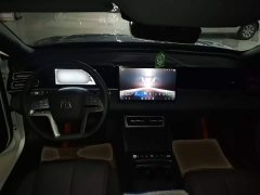 BYD Qin L DM-i 128KM Leading Edition - ფოტო 9