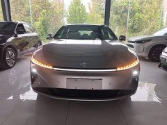 Changan Qiyuan A07 Extended-Range Blue Whale Pure Electric 730 Luxury - ფოტო 2