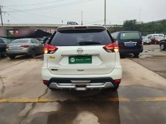 Nissan Qashqai 2.0L CVT 2WD XL ITS Comfort Anniversary Edition - ფოტო 5