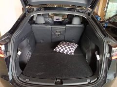 Tesla Model Y 2023 Rear-Wheel Drive - ფოტო 18