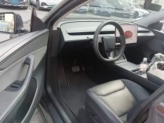 Tesla Model Y Rear-Wheel Drive - ფოტო 15