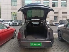 Tesla Model Y Rear-Wheel Drive - ფოტო 18