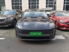 Tesla Model Y Rear-Wheel Drive - ფოტო 2