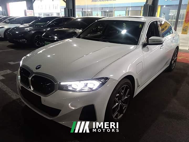 BMW i3 eDrive 35 L