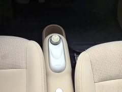 Wuling Hongguang MINIEV Fourth Generation Four-Door Advanced Edition - ფოტო 13